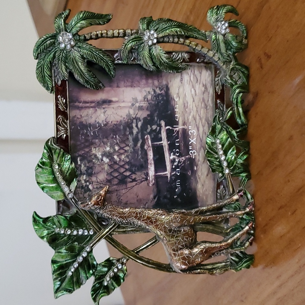 NWOT Enameled Giraffe and Palm Trees Jewelled Picture Frame by Mason Lane